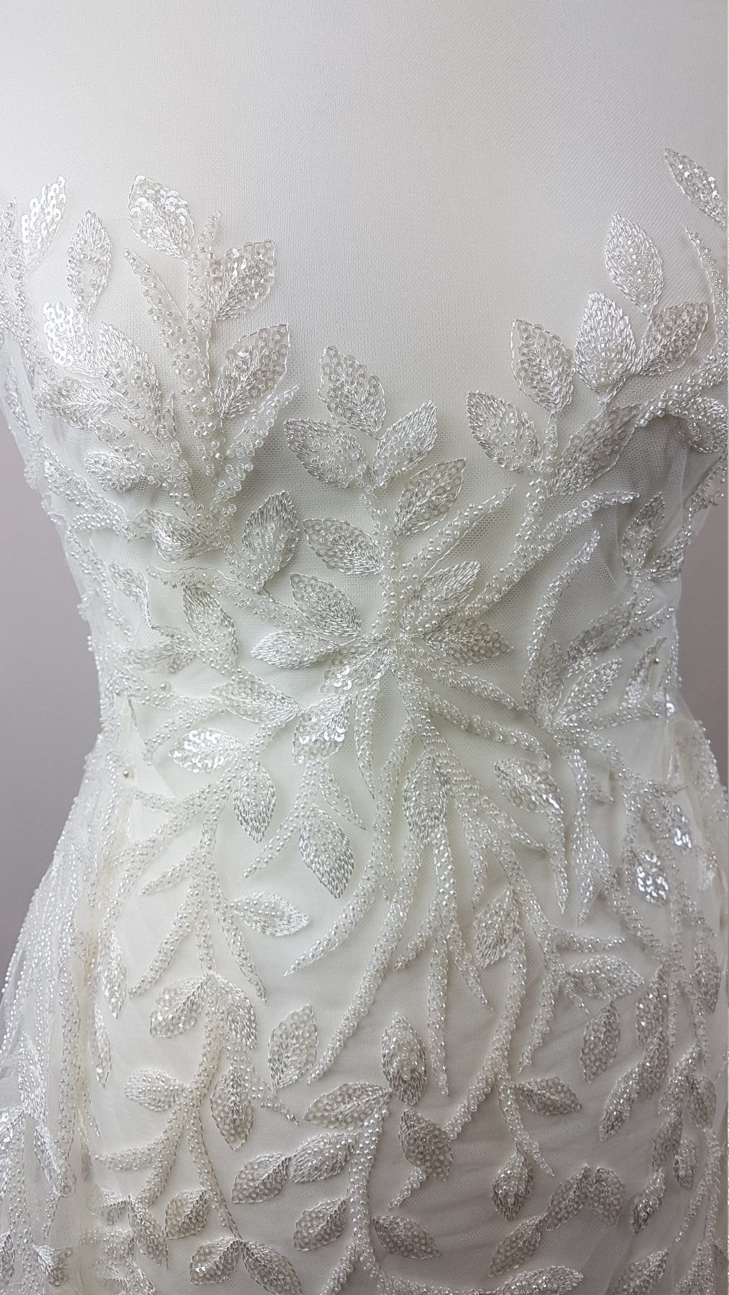 high quality wedding dress lace in white color, lace fabric with leaf design, embroided tull, branch pattern, soft tulle lace fabric LL-1101