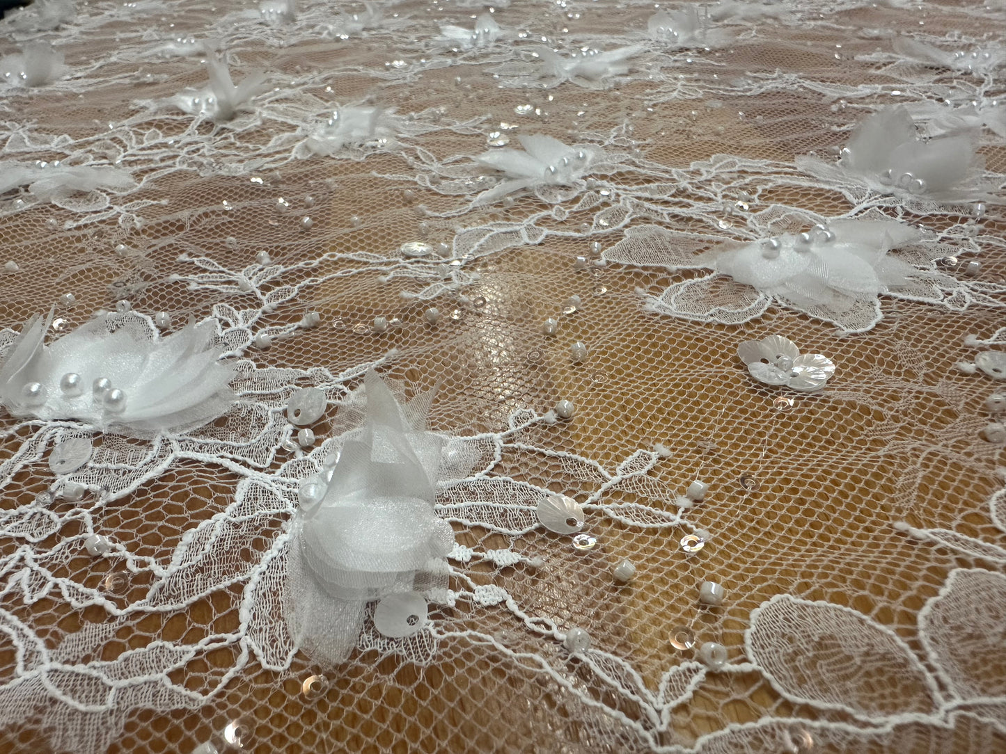 LL-1581, chantilly lace fabric with 3d organza flowers, starts at 0,5 meter