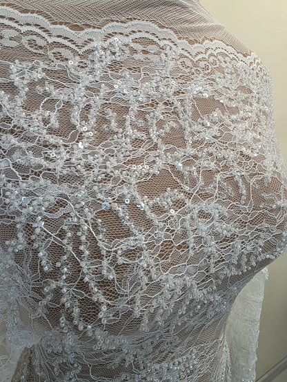 LL-1571, chantilly lace fabric