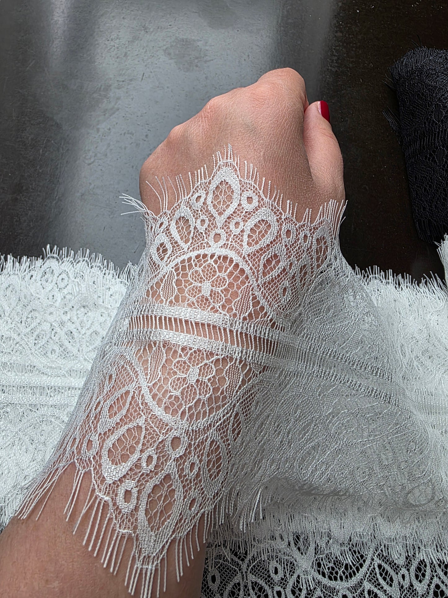 3m long chantilly lace ribbon in white or black color
