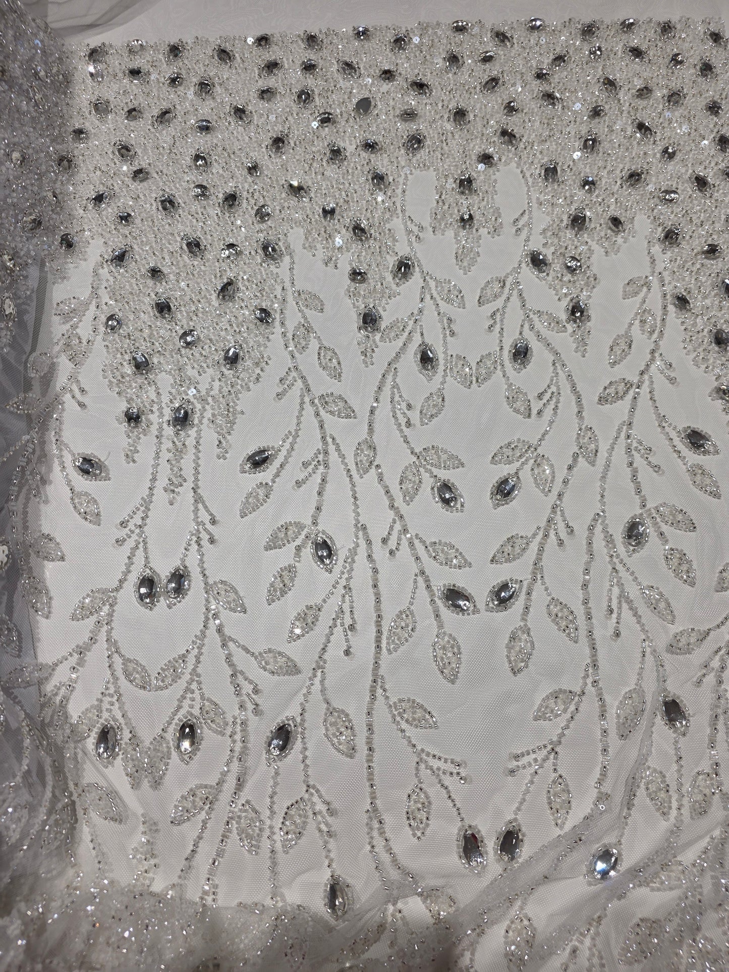 LL-1586, 3D white couture lace with gemstones for wedding dresses