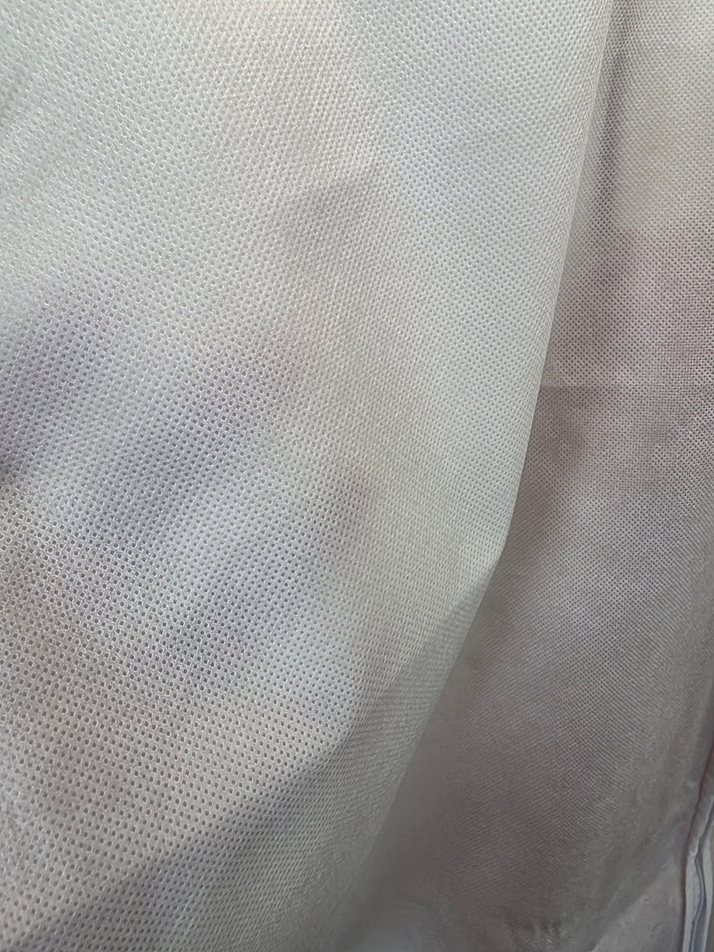 garment bag for eveningdresses or bridal dresses in white or black color