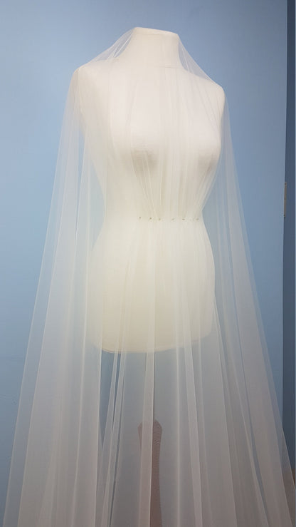 BOLT 45m length, 3m wide, Super Soft Italian tulle fabric for bridal veils and wedding dresses, mesh fabric, veil tulle