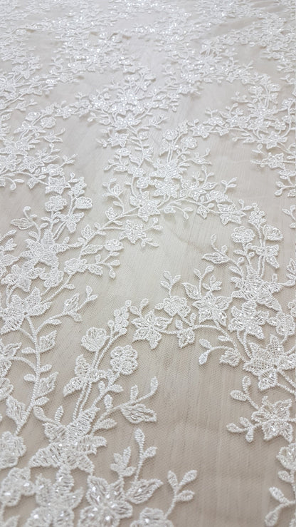 Blumen Spitzen Stoff mit transparenten Pailletten, Hochzeitsspitze, Brautspitze, Stickerei Spitze Stoff LL-1182