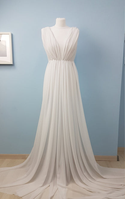 Crepe-Chiffon Fabric in white, ivory, green, red, dark red or black, soft chiffon fabric for dresses and blouses, bridal wear, evening gowns