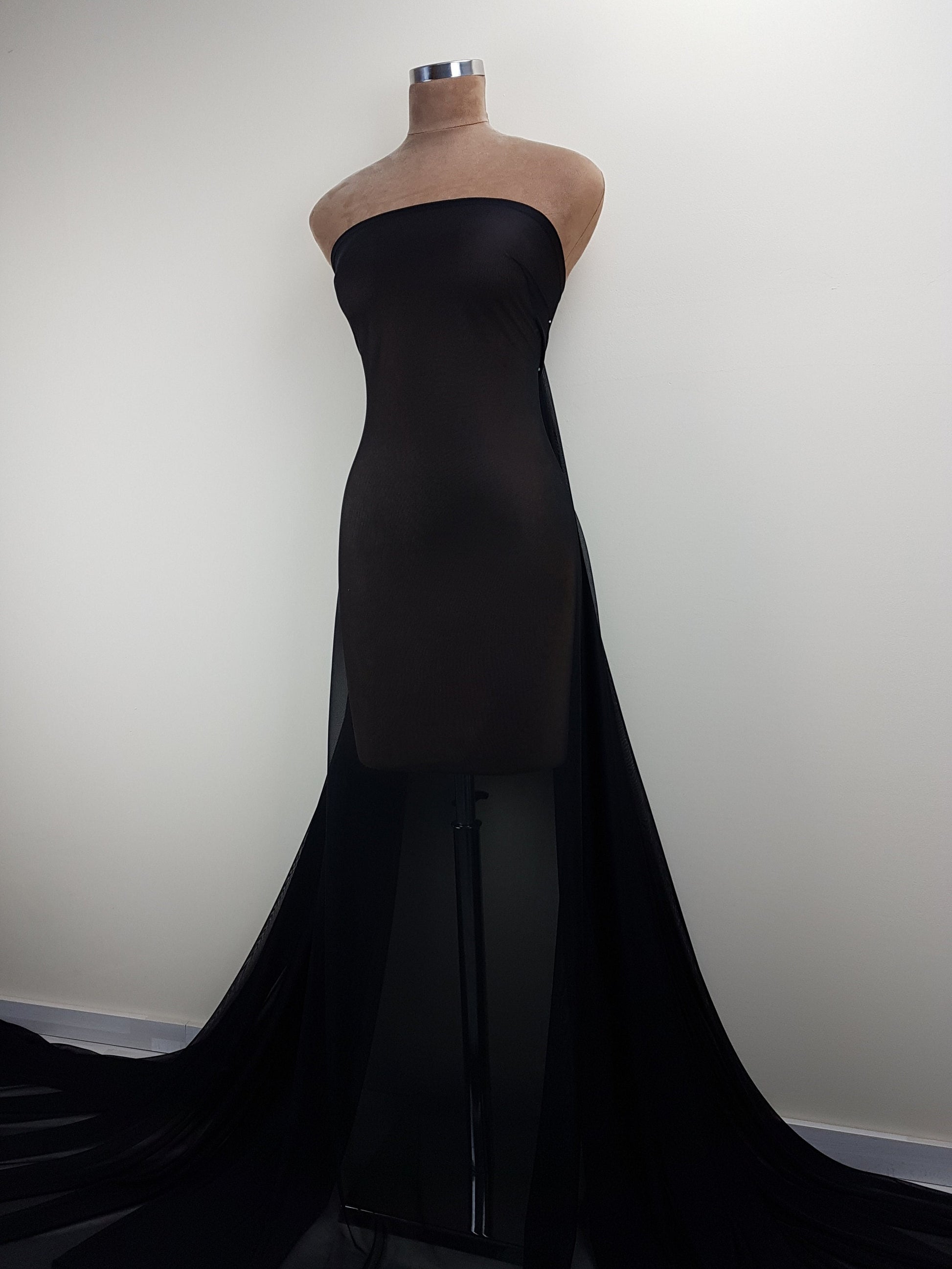 Bi-Elastischer Mesh Stoff in Schwarz, 4-Wege-Stretch für Mesheinsätze an Kleidern, Abendkleidern oder Tanzkostümen LL-1283