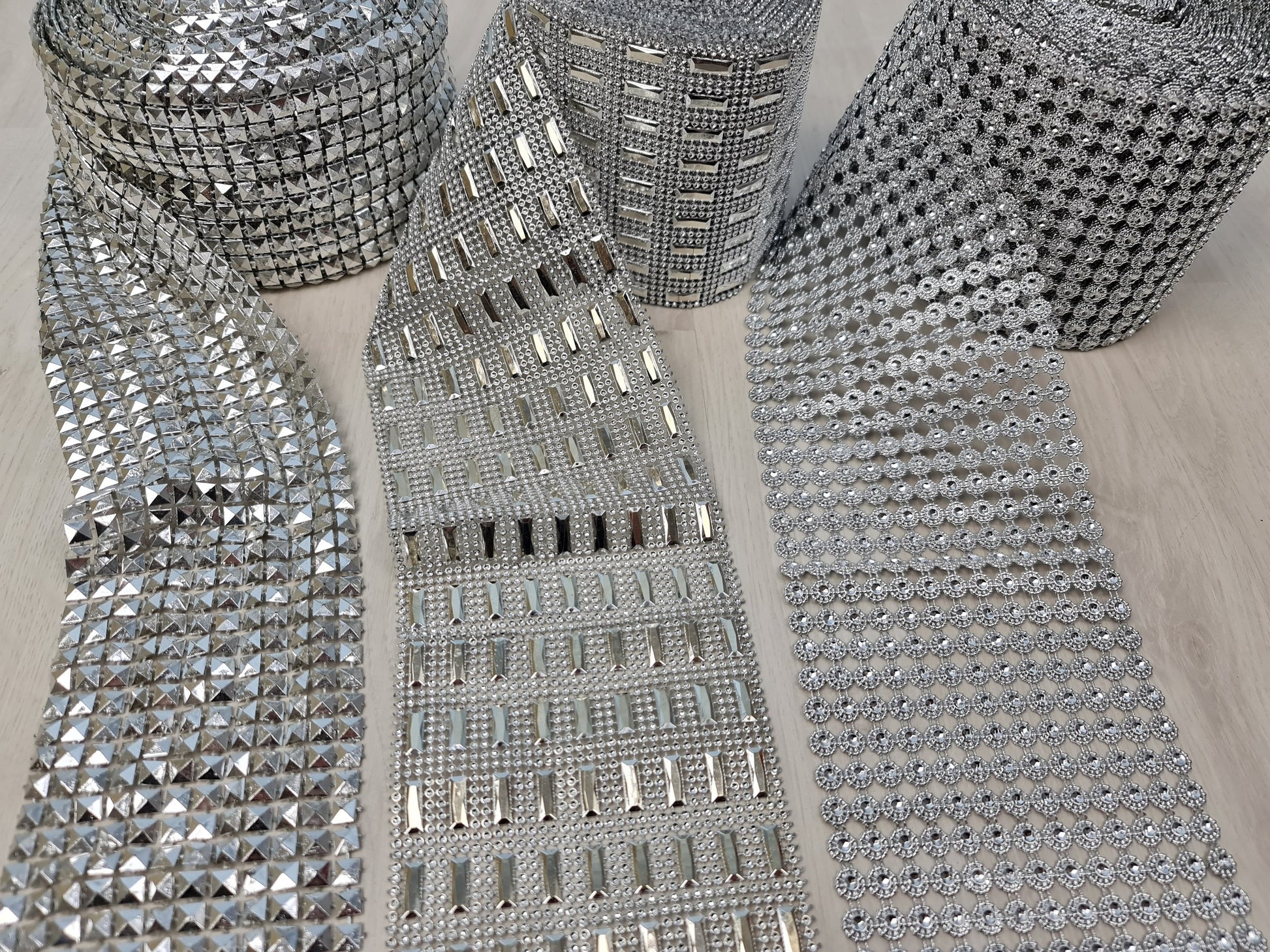 Ribbon Mesh Crystal Silver, Rhinestone appliqués, strap, trim, ribbon for decoration, dresses, evening gowns and accessoires
