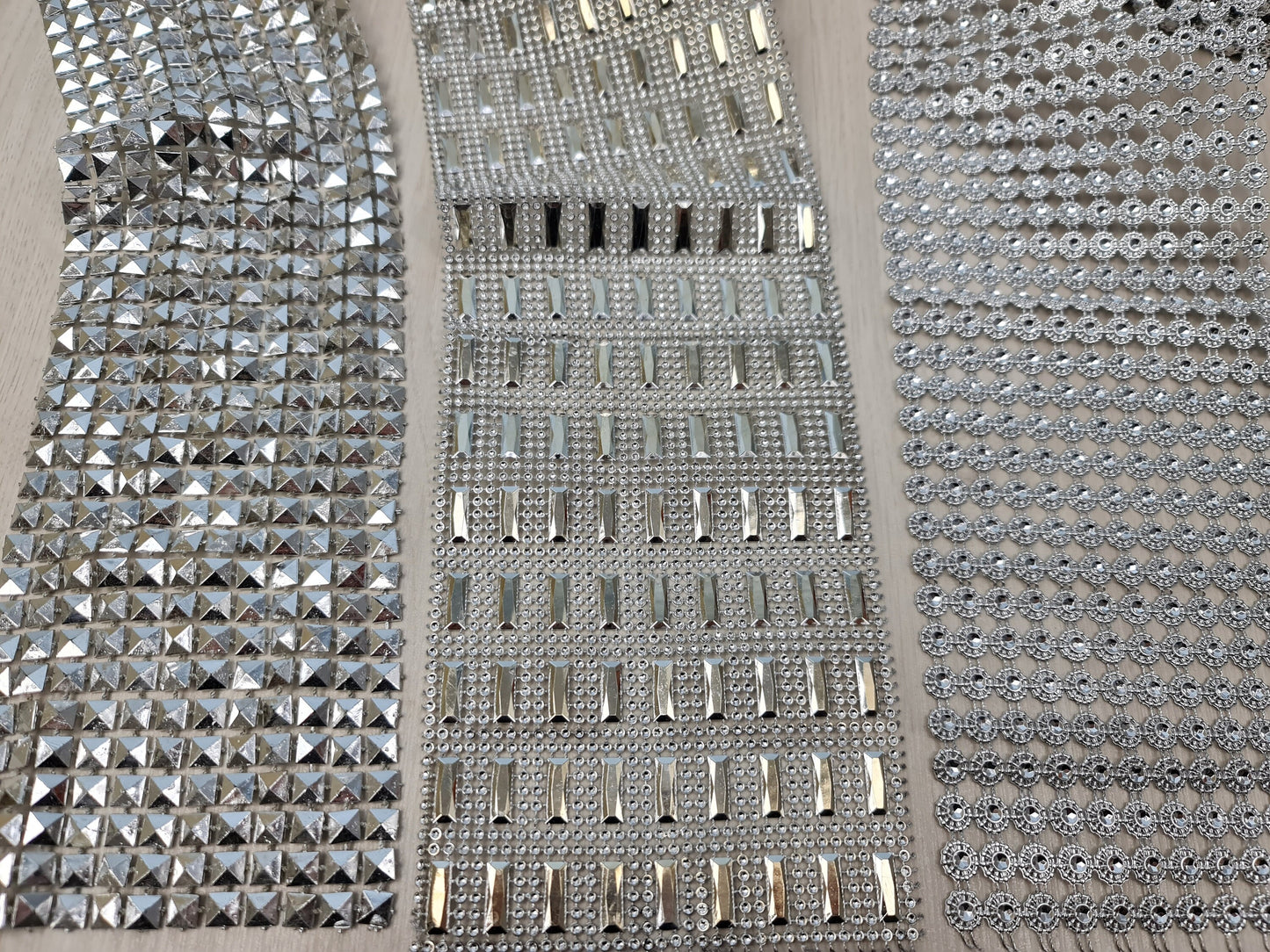 Ribbon Mesh Crystal Silver, Rhinestone appliqués, strap, trim, ribbon for decoration, dresses, evening gowns and accessoires