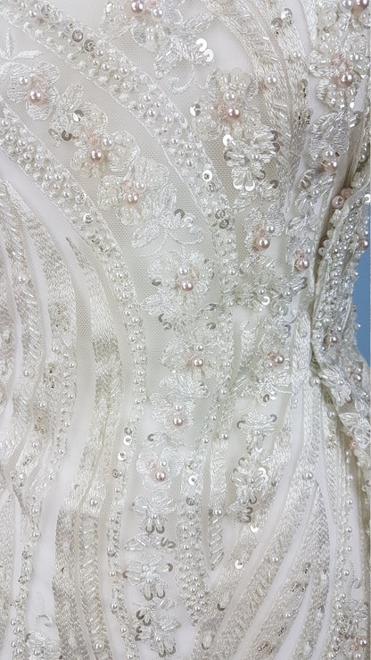 Magnificent 3D - Lace fabric with abstract design, wave design, fabric by the yard or metres in ivory color LL-1327