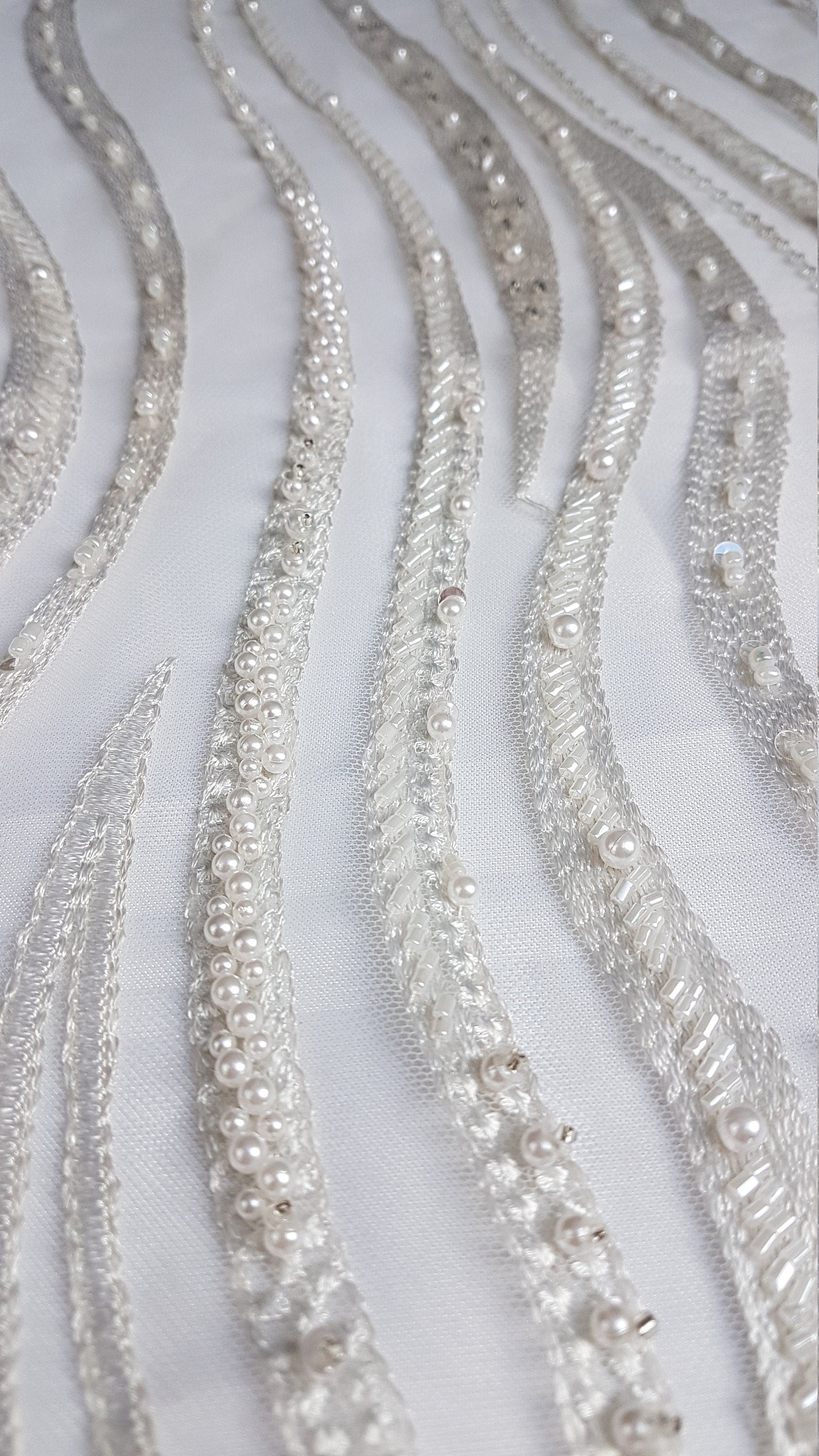 Magnificent 3D - Lace fabric with abstract design, wave design, fabric by the yard or metres in ivory color LL-1327