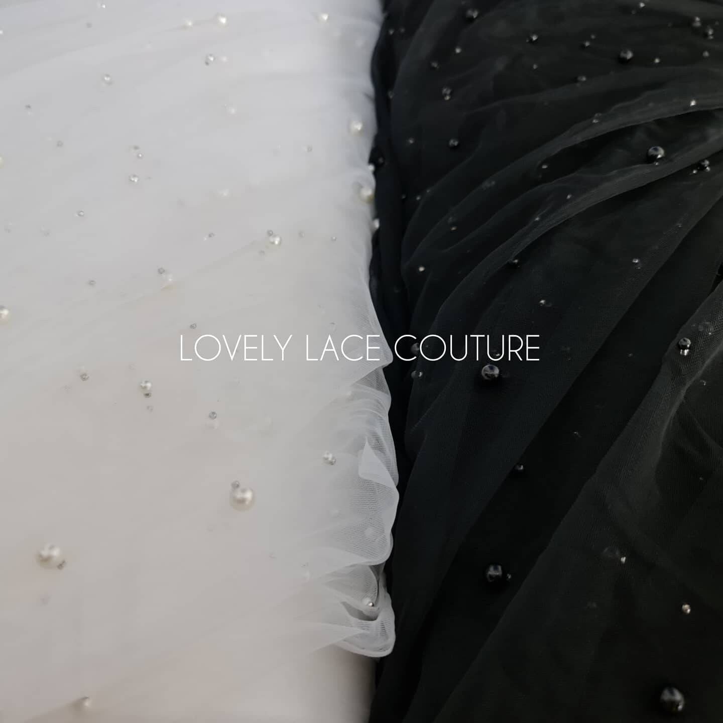 soft pearl tulle fabric for bridal veils and wedding dresses, beautiful tulle fabric, bridal veil, tulle in off-white or black