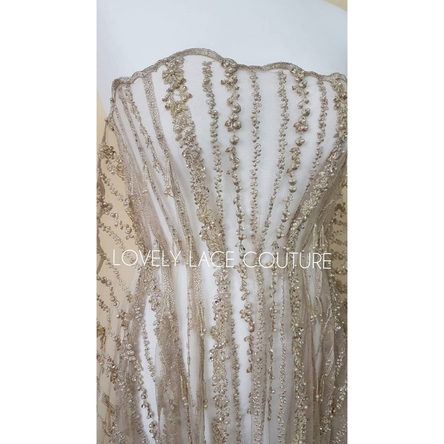 Marvellous 3D - Lace fabric with abstract desgin, Colored bridal lace, Wedding Lace Fabric, Embroidered lace in beautiful gold or rosé color