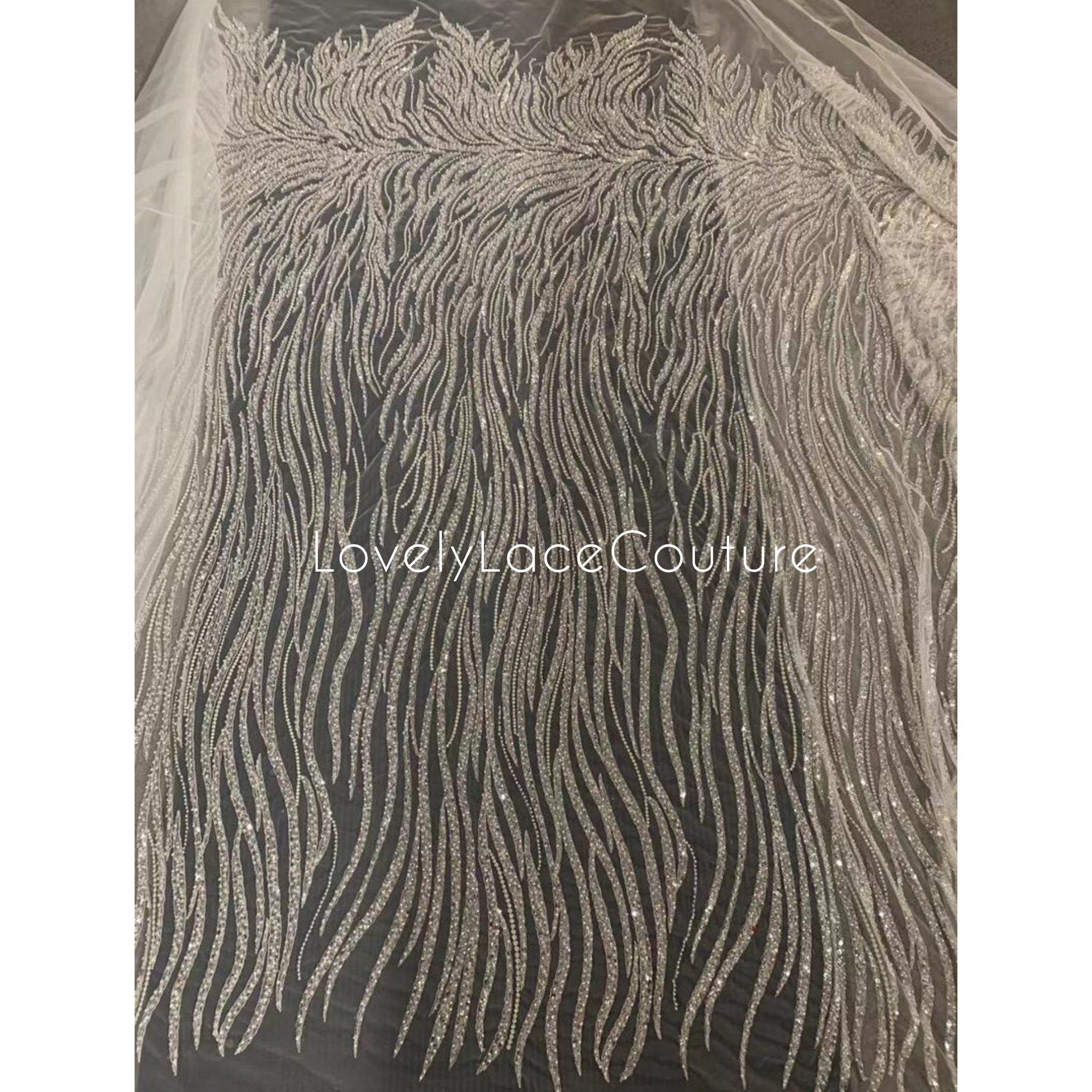 Wunderschöne Brautspitze mit abstraktem Wellendesign, Designer Couture Spitze in Elfenbeinfarbe, moderne Hochzeitspitze LL-1390