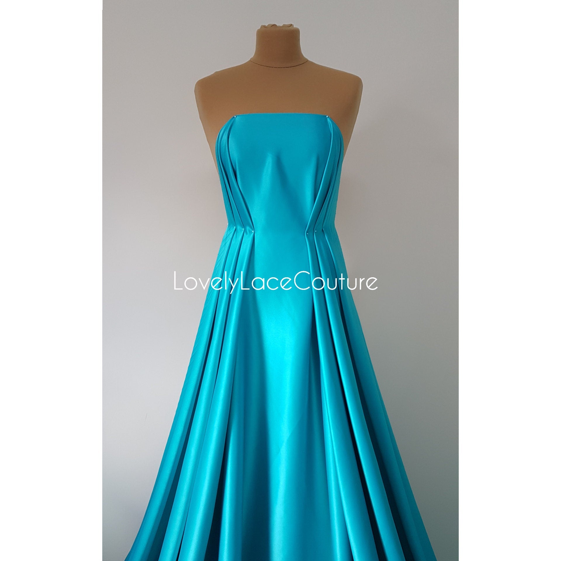 Italienischer Stretch-Satin Stoff in schöner türkis oder champagner Farbe, Duchesse Satin Stoff für Braut- oder Abendkleider, Hochwertig