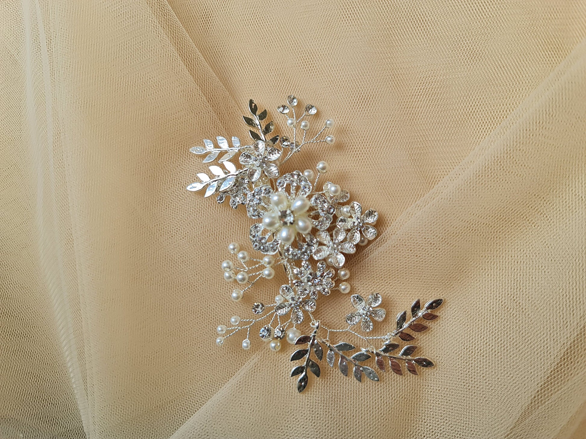 Floral Wedding Headpieces, Bridal Hair Clip, Pearl Crystal Bridal Headpiece, Bridal Hair Jewelry in silver color LL-1397