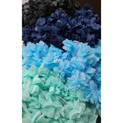 Schöne weiche Stoffblumen, Blumen Applikationen, Blumenband für Dekorationen, Kleider, Brautkleider, Abendkleider, Kopfschmuck