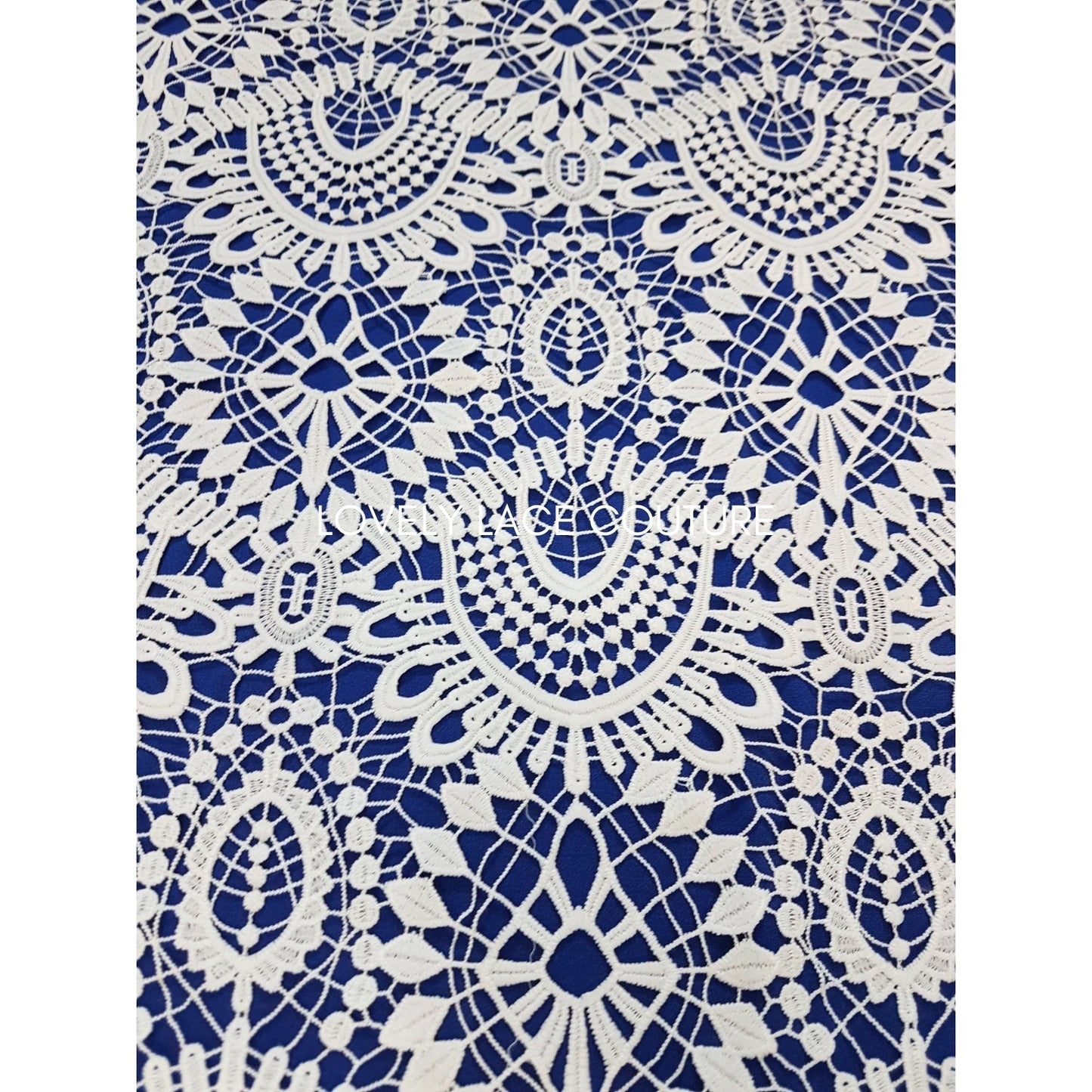 Gorgeous modern boho lace fabric, soft guipure lace in off-white, High Quality, Crochet Lace, lace for gown, from 1 metre LL-1437