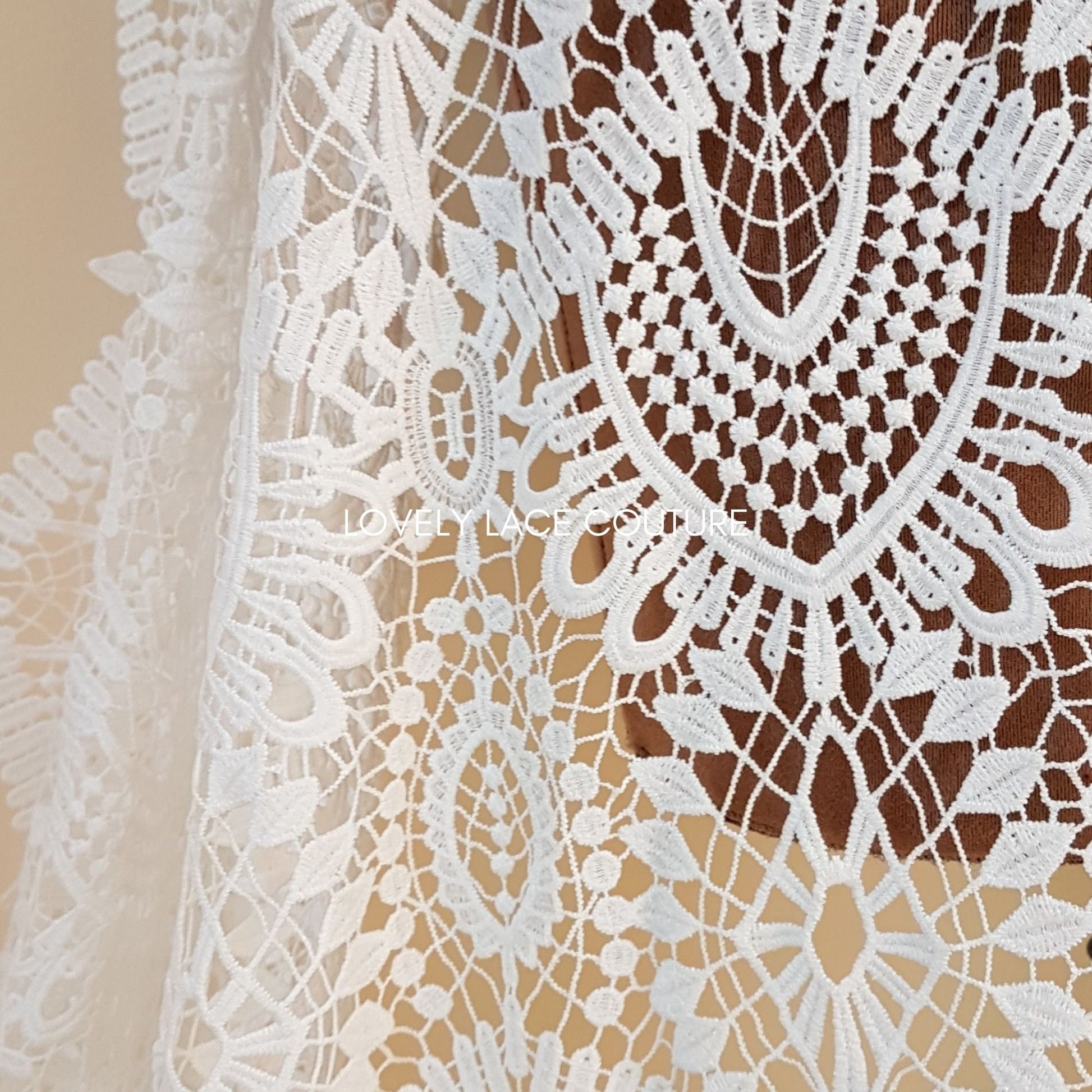 Gorgeous modern boho lace fabric, soft guipure lace in off-white, High Quality, Crochet Lace, lace for gown, from 1 metre LL-1437