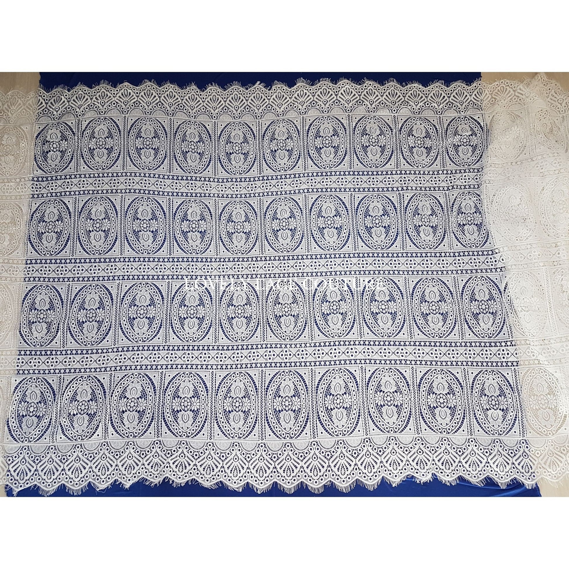 Lovely romantic boho lace fabric, soft guipure lace in off-white, High Quality, Crochet Lace for bridal and wedding dresses LL-1438