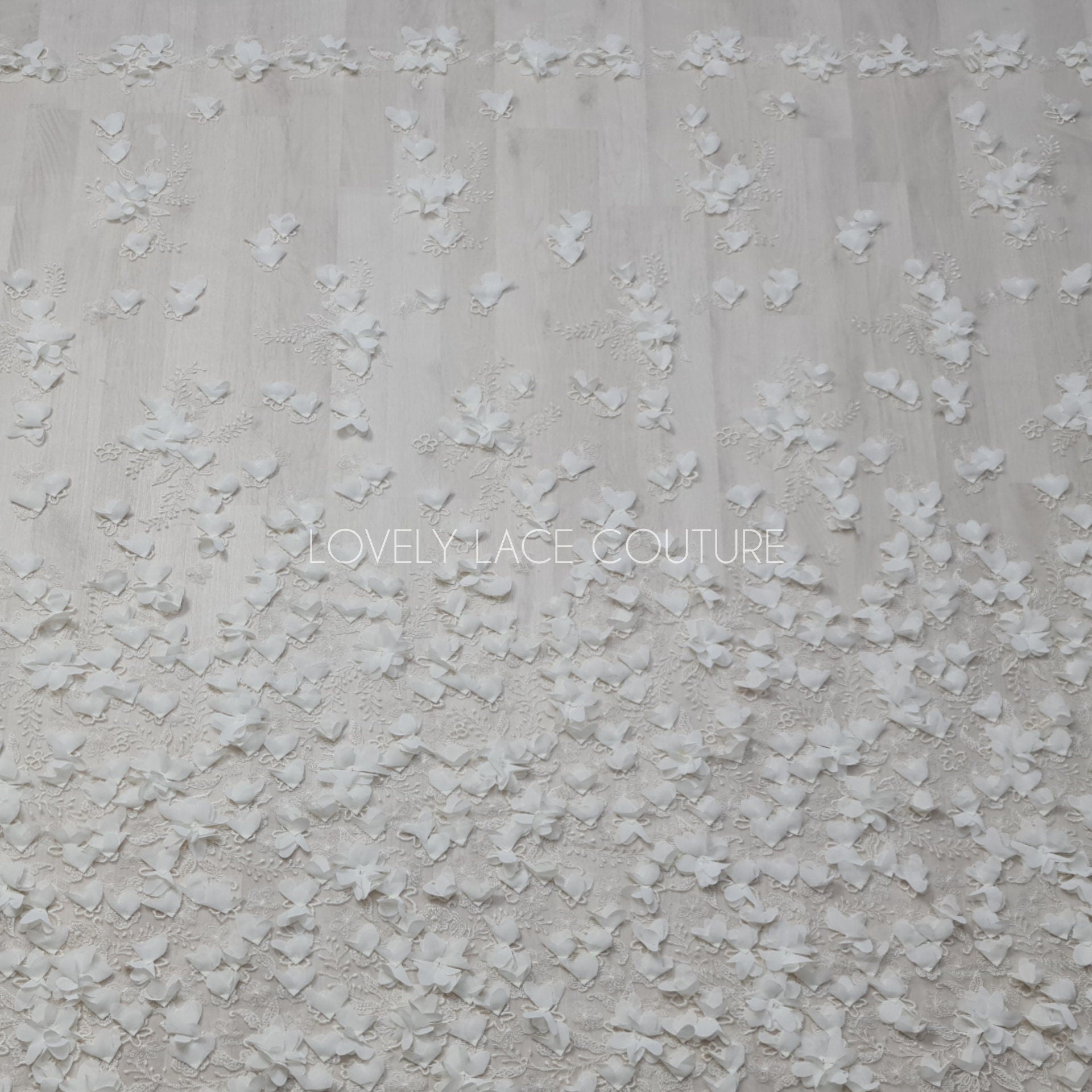 Wunderschöne Brautspitze mit großen Blüten, 3D-Spitze in weiß LL-1429 und Elfenbein LL-1430, Braut und Hochzeitspitze