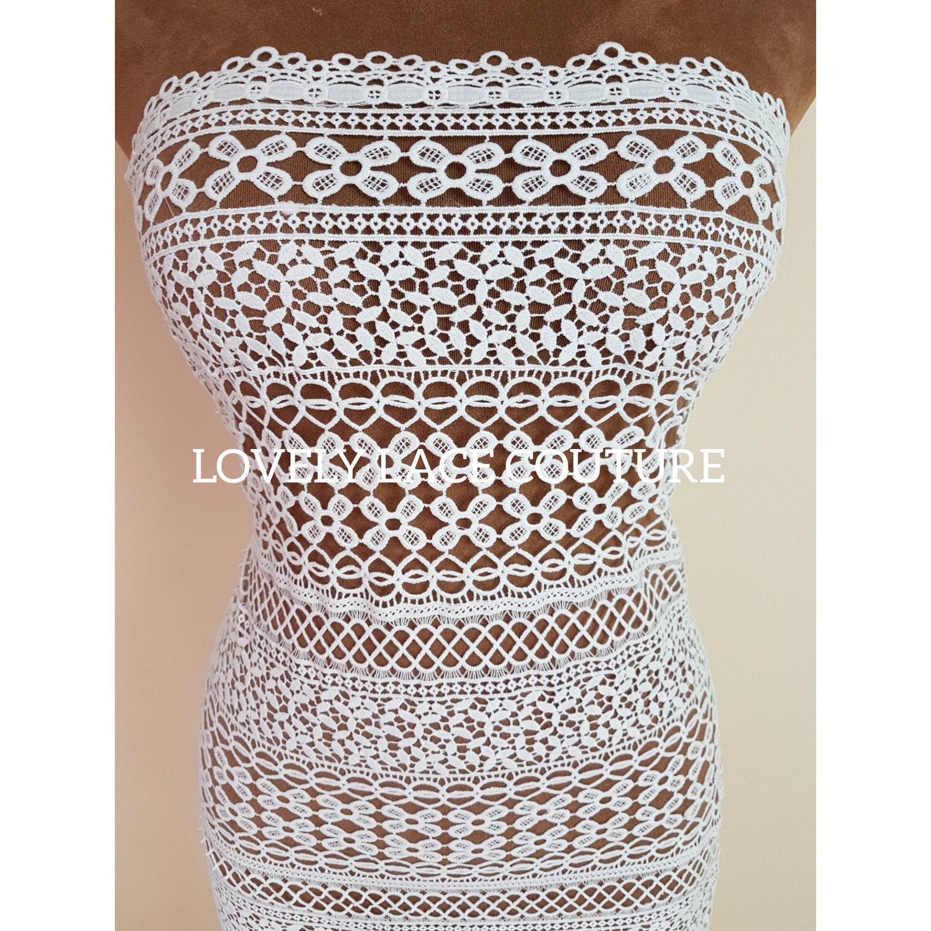Very soft guipure lace in off-white, lace for gown, boho lace fabric, high quality, modern design, vintage lace fabric, from 1 metre LL-1436