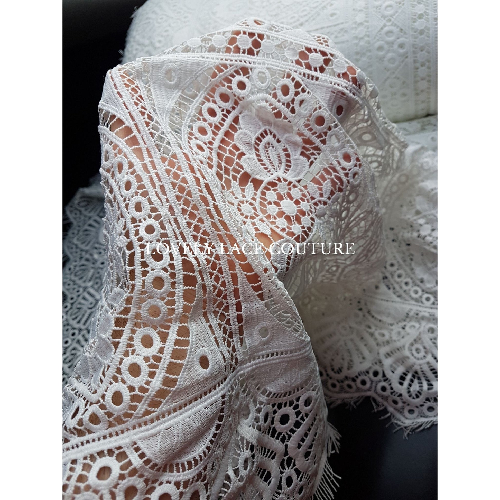 Lovely romantic boho lace fabric, soft guipure lace in off-white, High Quality, Crochet Lace for bridal and wedding dresses LL-1438