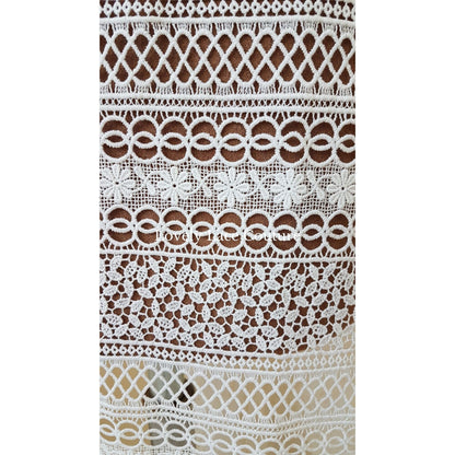 Beautiful boho lace fabric, soft guipure lace in off-white, High Quality, Crochet Lace for bridal and wedding dresses LL-1439