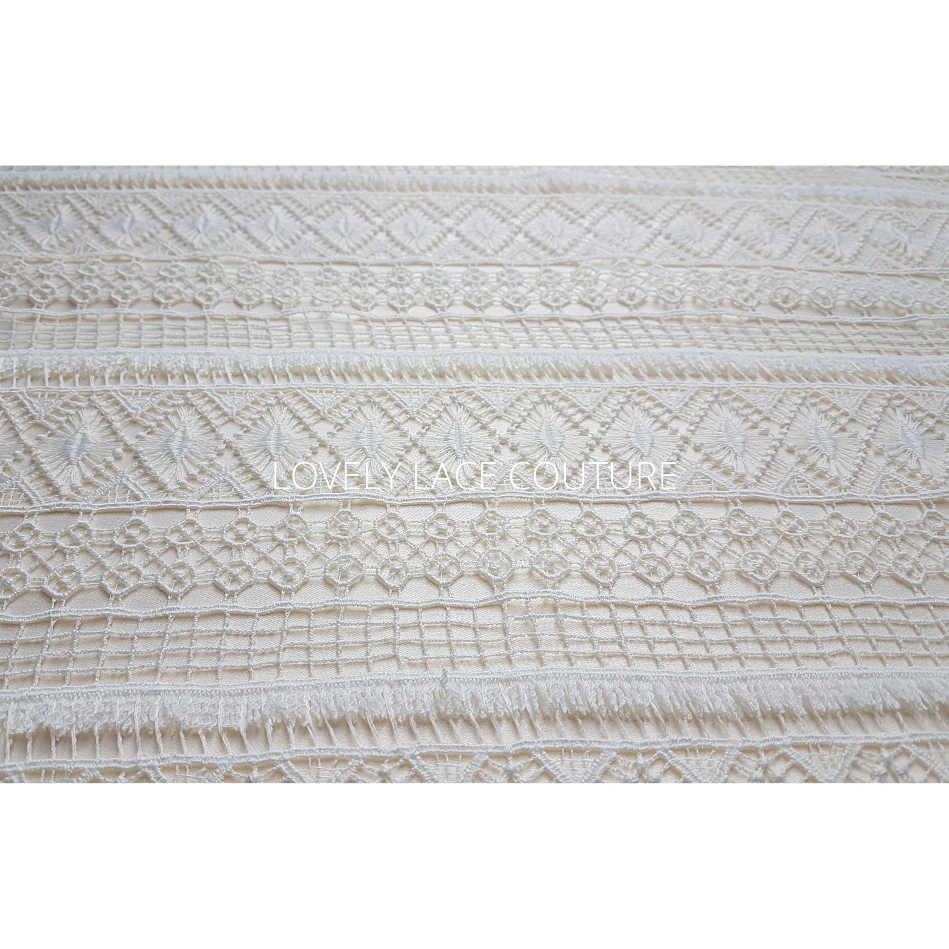 Gorgeous boho lace fabric, soft guipure lace in off-white LL-1460 or ivory LL-1461, Crochet Lace for bridal and wedding dresses