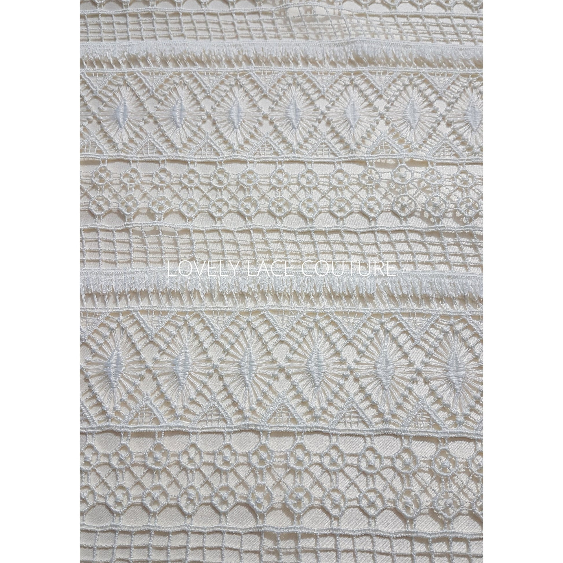 Gorgeous boho lace fabric, soft guipure lace in off-white LL-1460 or ivory LL-1461, Crochet Lace for bridal and wedding dresses