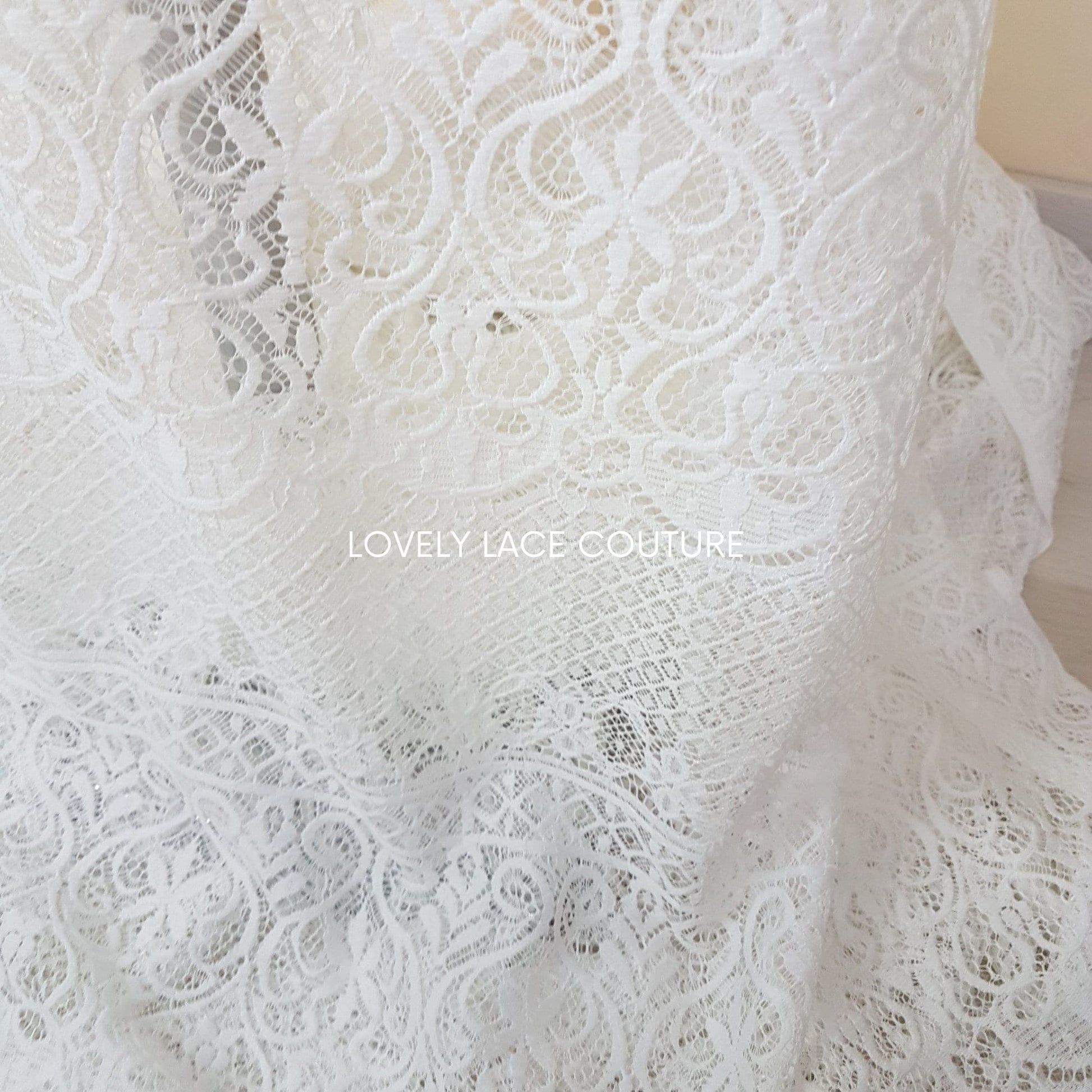 Lovely boho lace fabric with very soft handfeeling, in off-white color, for bridal and wedding dresses, Chantilly lace per meter, LL-1467
