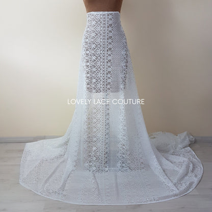 Lovely boho lace fabric with very soft handfeeling, in off-white color, for bridal and wedding dresses, Chantilly lace per meter, LL-1467