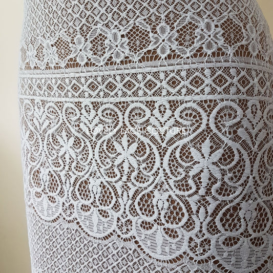 Lovely boho lace fabric with very soft handfeeling, in off-white color, for bridal and wedding dresses, Chantilly lace per meter, LL-1467