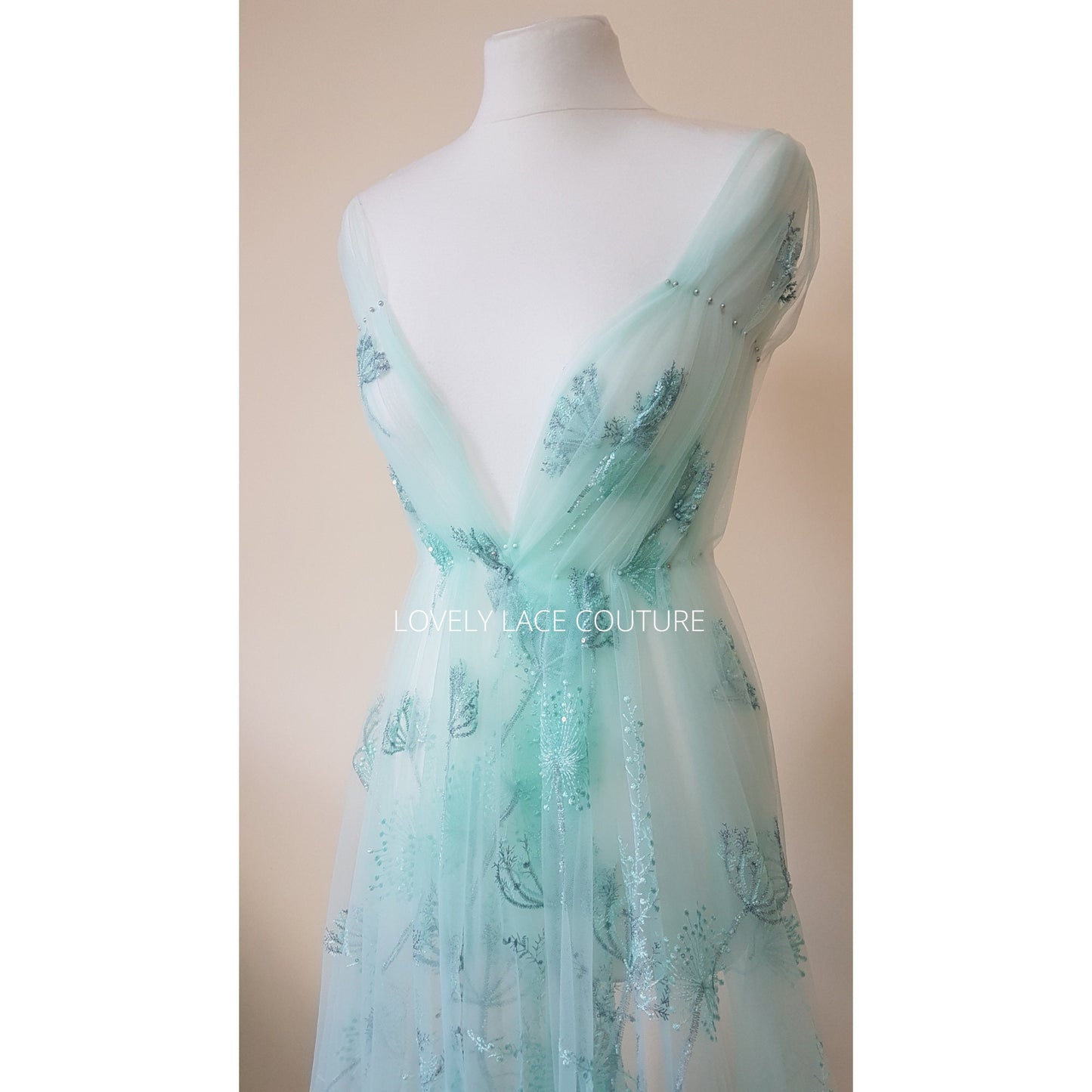 LL-1476, Lovely lace fabric with modern dandelion design, lace per metre, wedding dress lace fabric in mint color