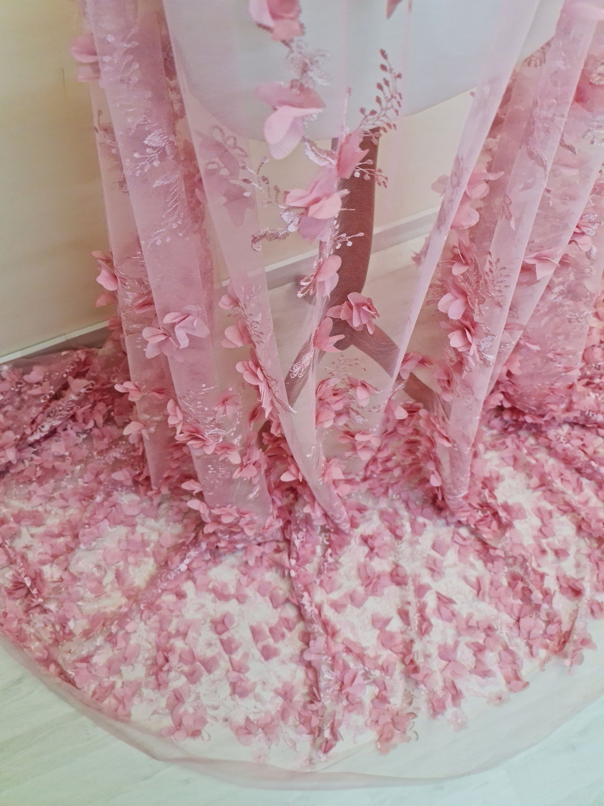 LL-1455, Lovely bridal lace fabric with big 3d flowers in pink color