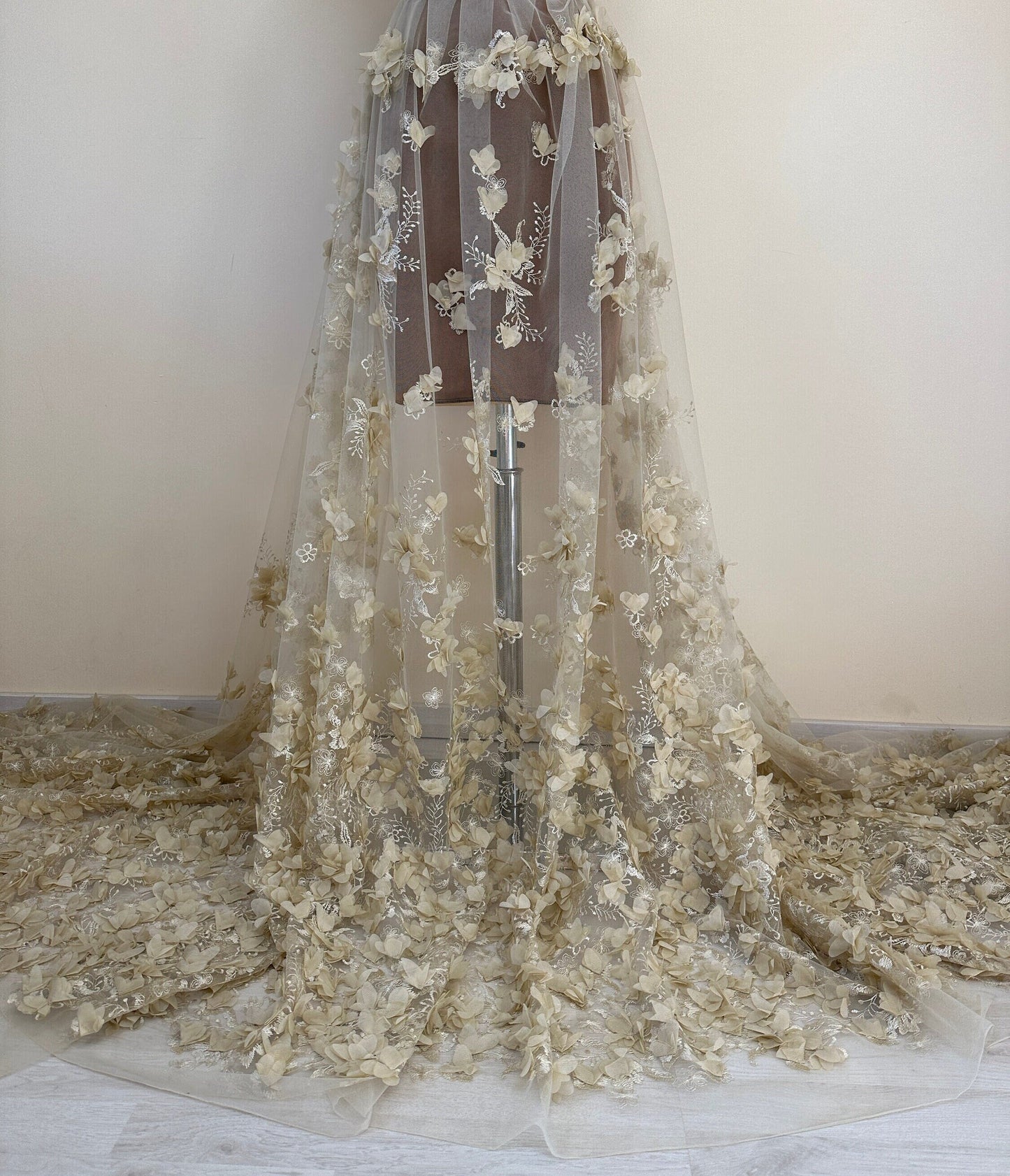 LL-1451, Lovely bridal lace fabric with big 3d flowers in beige color