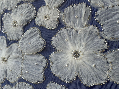 LL-1486, Wonderful bridal lace fabric with big flowers by yards or meters, 3D-Lace Fabric in off-white color