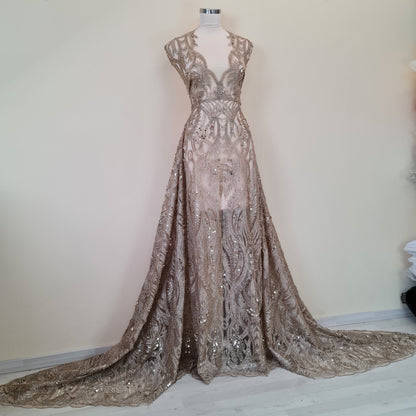 Gorgeous ornamental lace fabric with beads and big sequins in gold color, lace per meter LL-1346