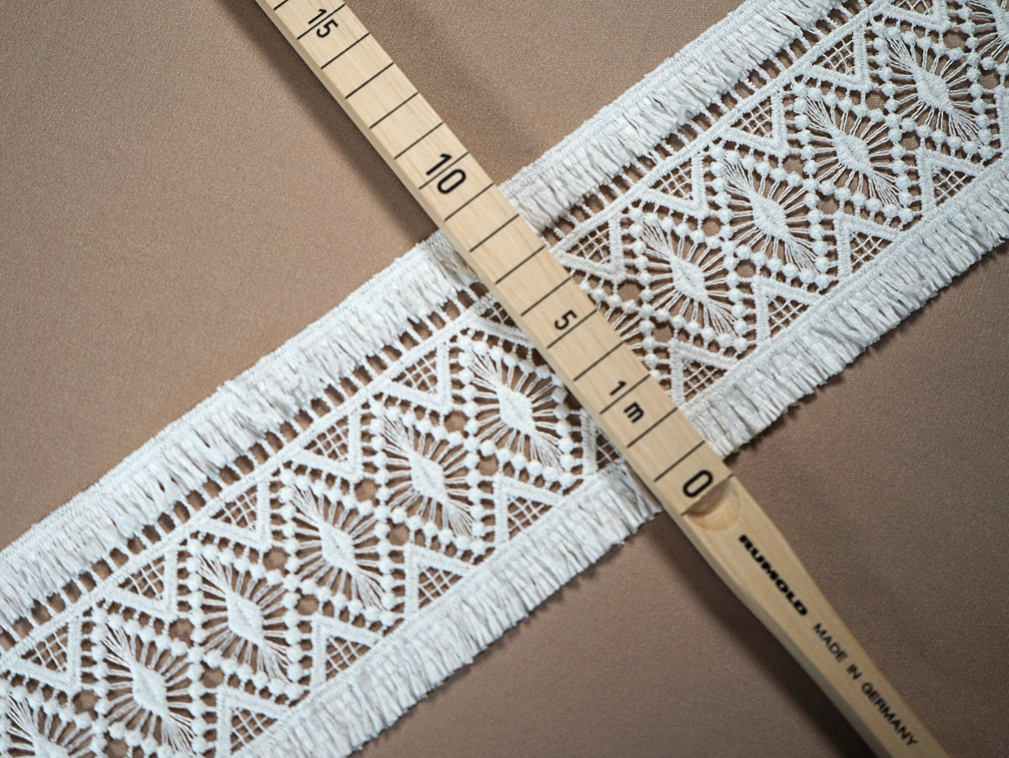 guipure lace ribbon