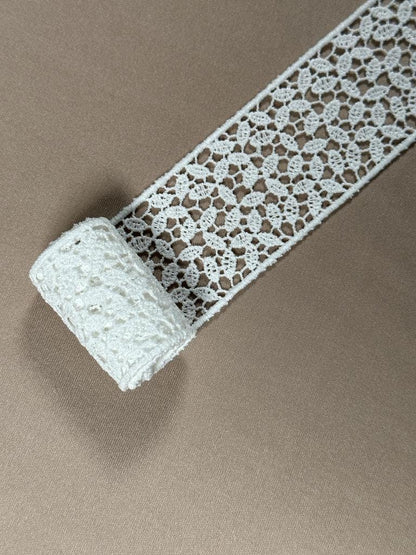 LL-1546, Guipure lace ribbon in off-white, bridal lace trim, Ribbon Lace for bridal or wedding dresses, 100cm length, 4,2cm wide