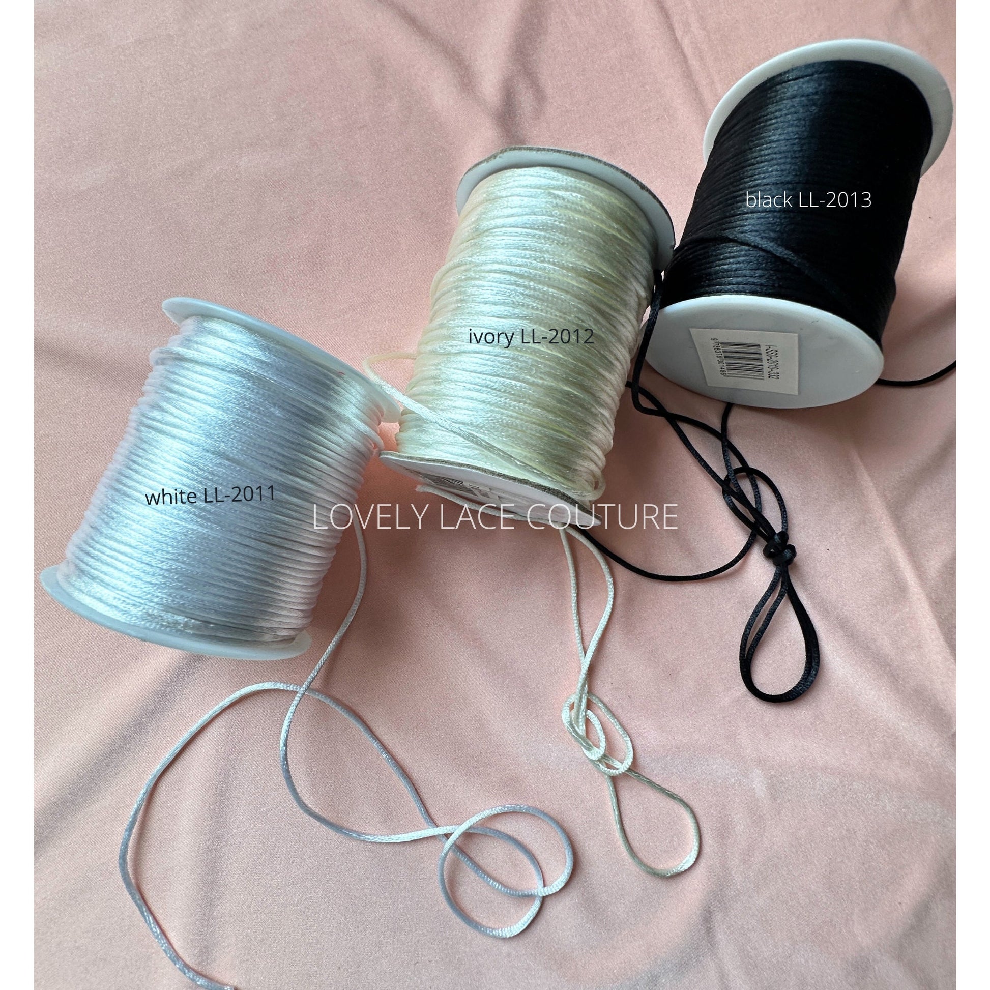 5m, 10m or 15m satin cord 2,5mm, in white, ivory oder black