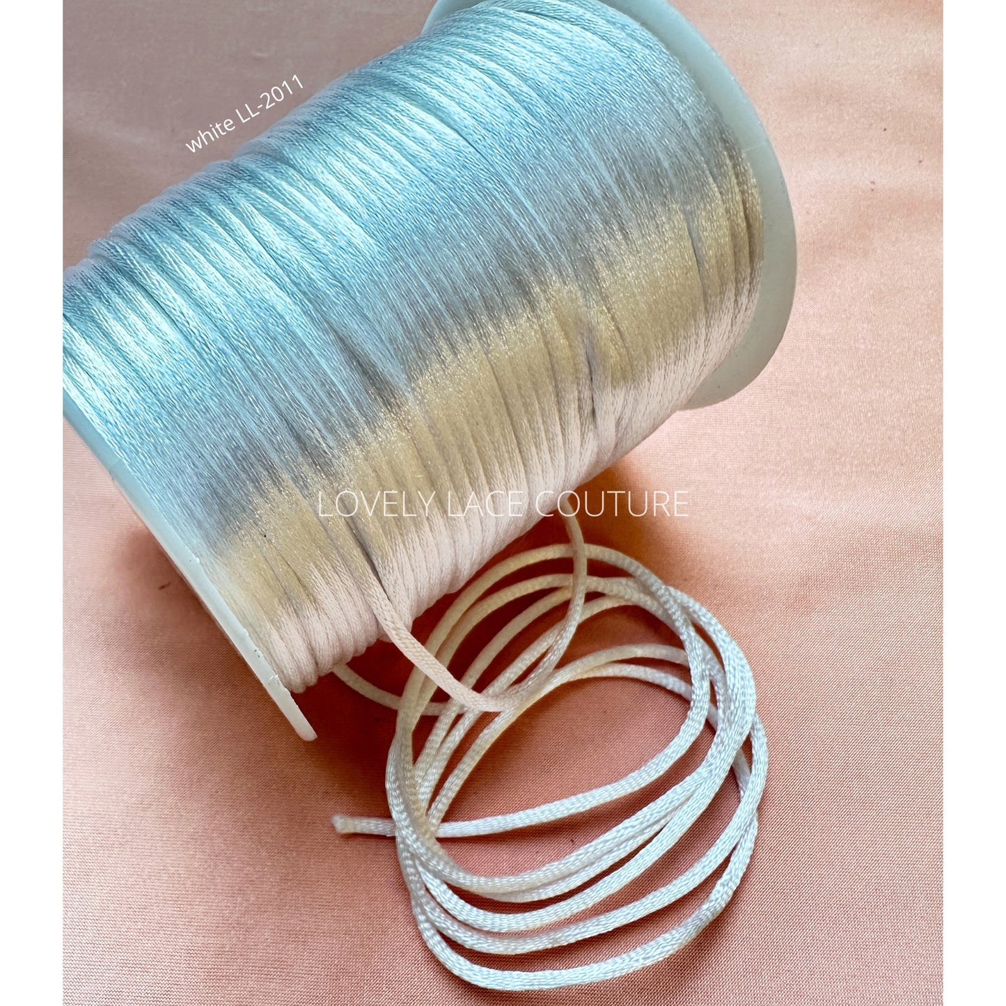 5m, 10m or 15m satin cord 2,5mm, in white, ivory oder black