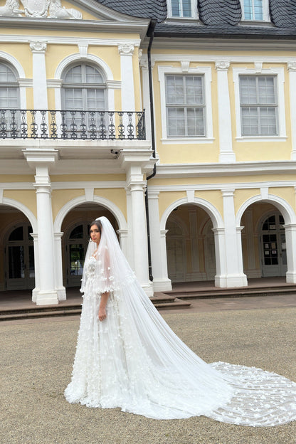 PRE-ORDER Handmade double tier 3D flower wedding veil in off-white, bridal veil with blusher, high quality, bride cathedral veil, LL-S100