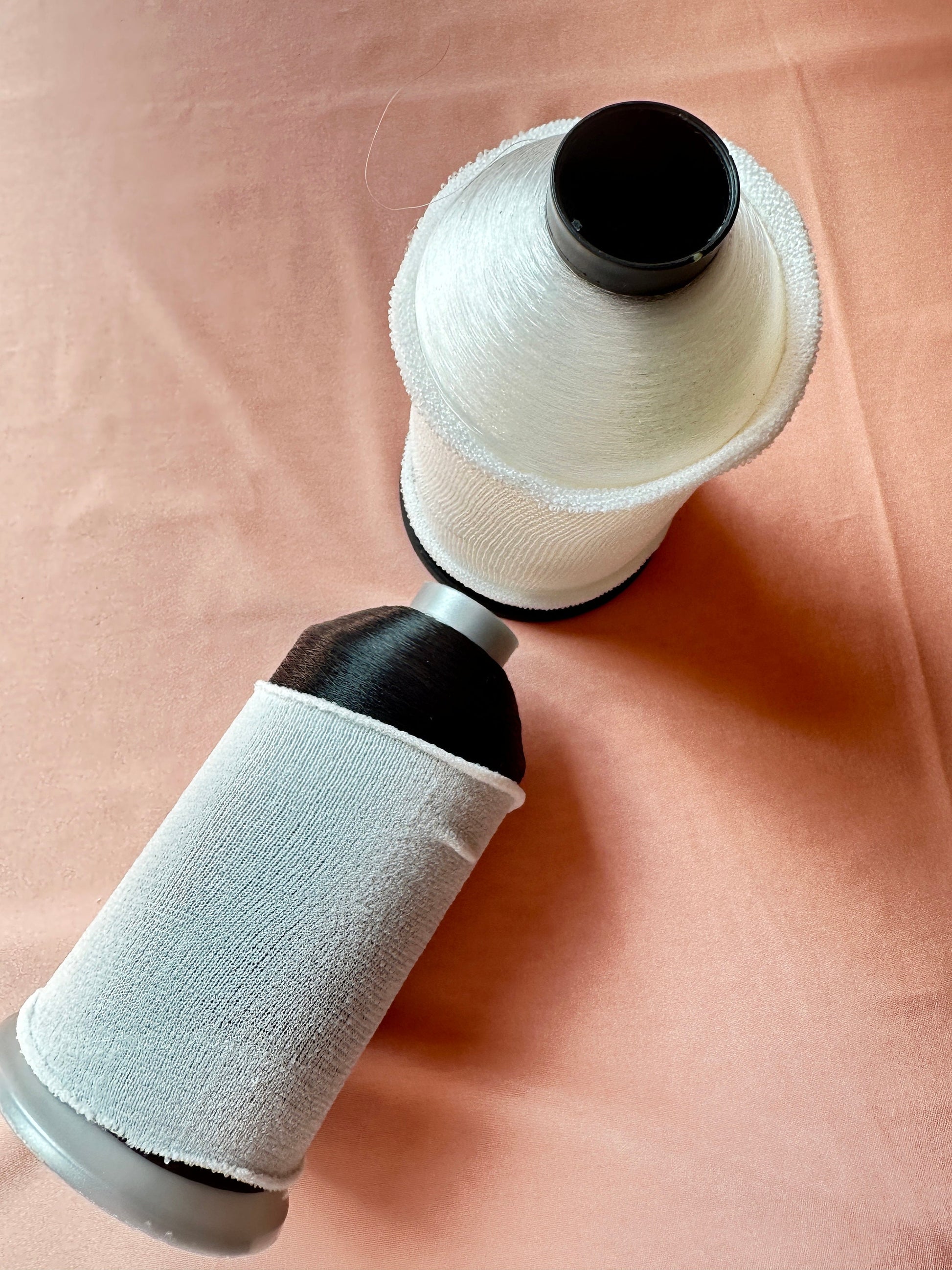LL-F100, 1 spool, 7500yards invisible transparent nylon thread, hair-thin, clear thread, strong and tear-resistant, for hand applique