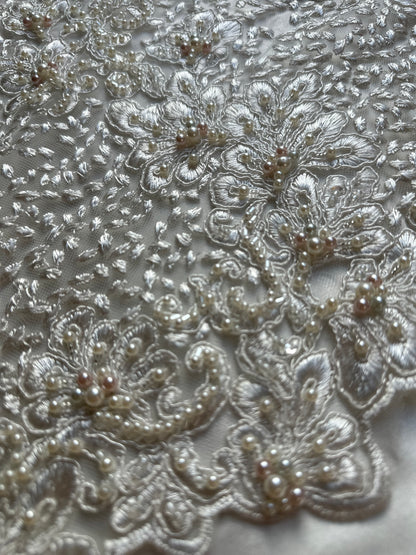 Tissu en dentelle à fleurs perlées, tissu en dentelle de mariage en ivoire, dentelle de mariée, tissu en dentelle brodée, dentelle pour robe de mariée LL-1313