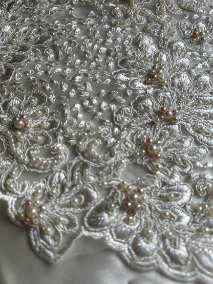 Tissu en dentelle à fleurs perlées, tissu en dentelle de mariage en ivoire, dentelle de mariée, tissu en dentelle brodée, dentelle pour robe de mariée LL-1313