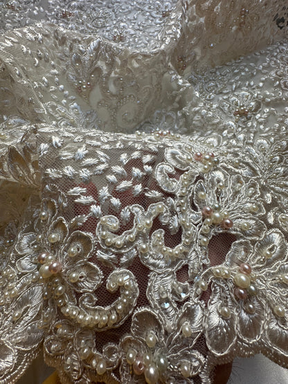 Tissu en dentelle à fleurs perlées, tissu en dentelle de mariage en ivoire, dentelle de mariée, tissu en dentelle brodée, dentelle pour robe de mariée LL-1313