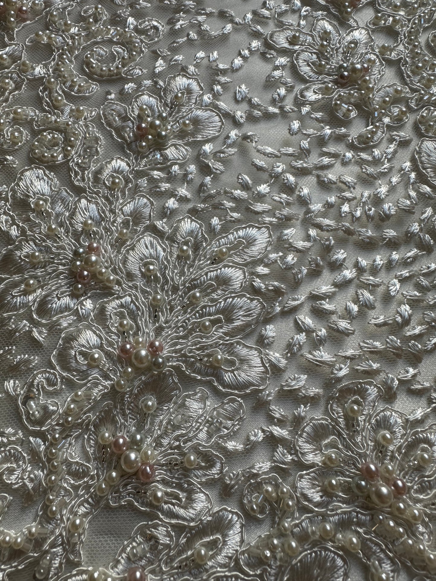 Tissu en dentelle à fleurs perlées, tissu en dentelle de mariage en ivoire, dentelle de mariée, tissu en dentelle brodée, dentelle pour robe de mariée LL-1313