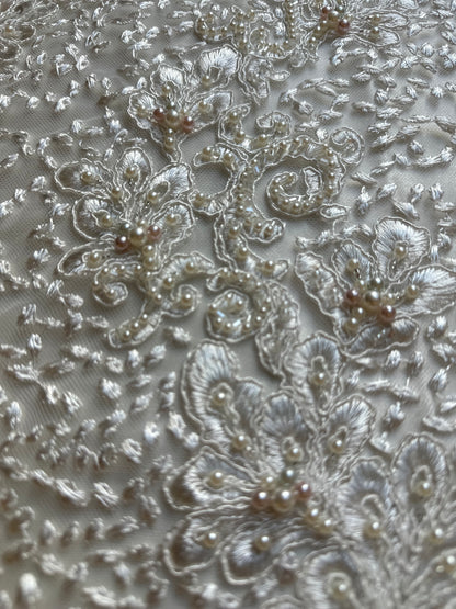 Tissu en dentelle à fleurs perlées, tissu en dentelle de mariage en ivoire, dentelle de mariée, tissu en dentelle brodée, dentelle pour robe de mariée LL-1313