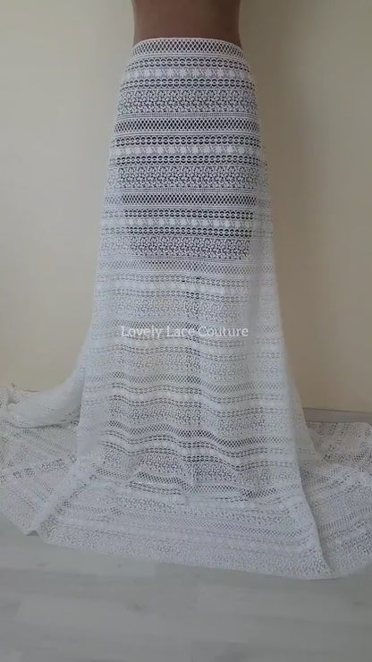 Beautiful boho lace fabric, soft guipure lace in off-white, High Quality, Crochet Lace for bridal and wedding dresses LL-1439