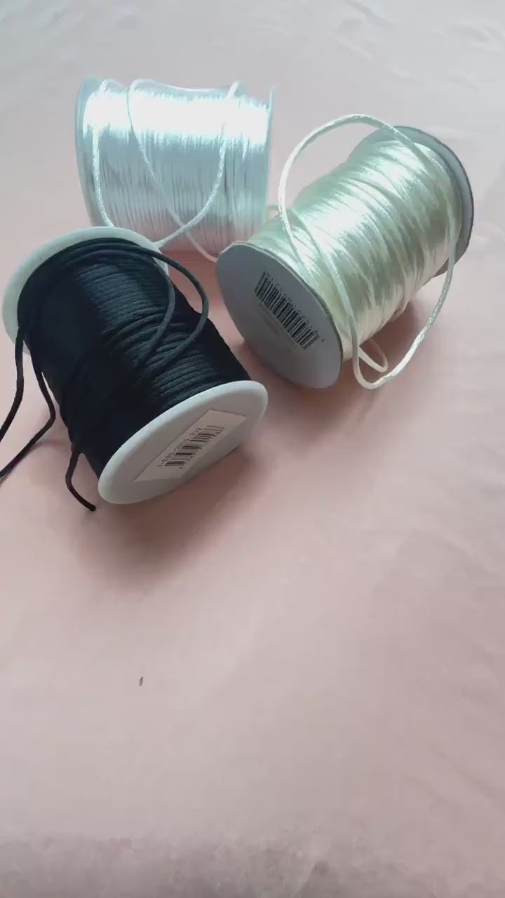 5m, 10m or 15m satin cord 2,5mm, in white, ivory oder black